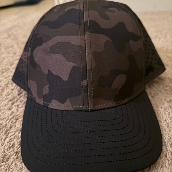 Camouflage Black Melin Hat - Picture 5 of 6